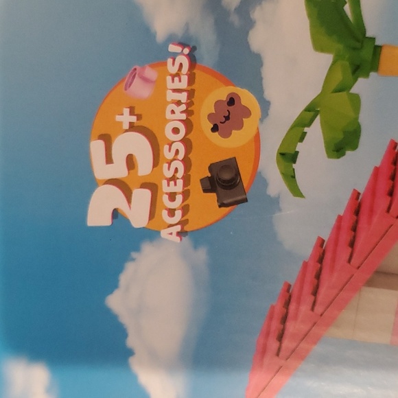 MEGA Barbie Building Toys Playset, Malibu Dream House with 303 pcs - Picture 6 of 11